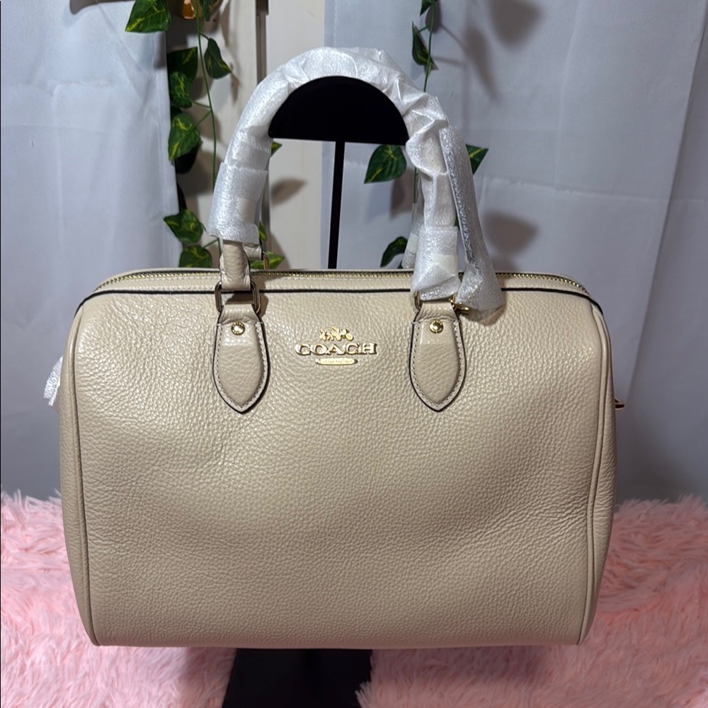 Coach Cream Leather Handbag
